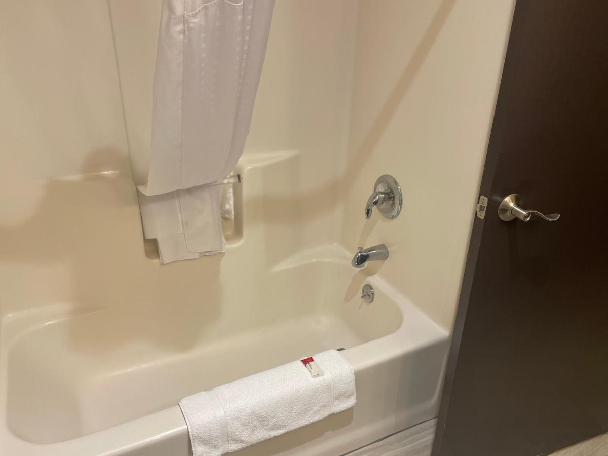 Spark By Hilton La Crosse Onalaska מראה חיצוני תמונה